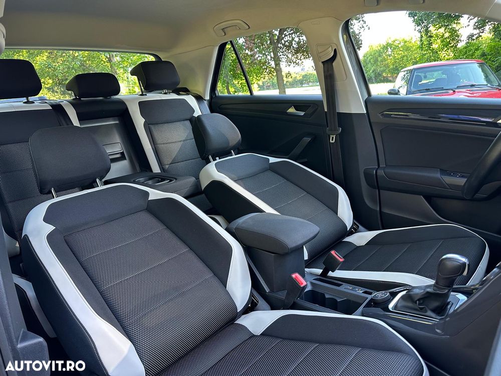 Volkswagen T-Roc 2.0 TDI SCR 4MOTION DSG Sport - 14