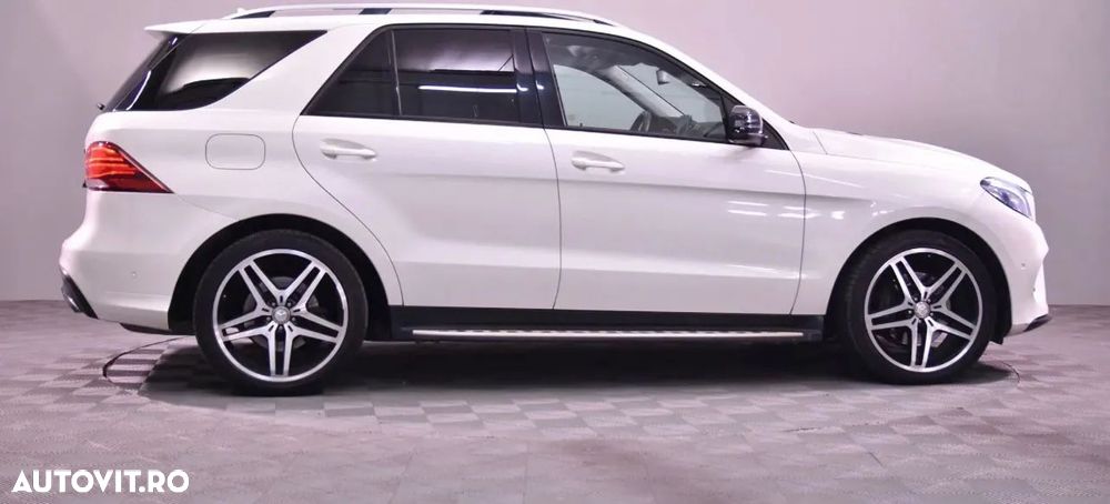 Mercedes-Benz GLE 350 d 4MATIC - 5