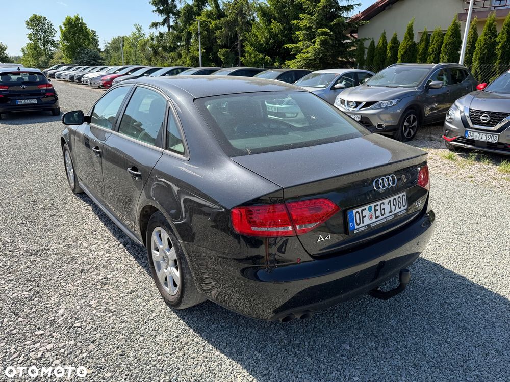Audi A4 Limousine 2.0 TDI DPF quattro Attraction - 4