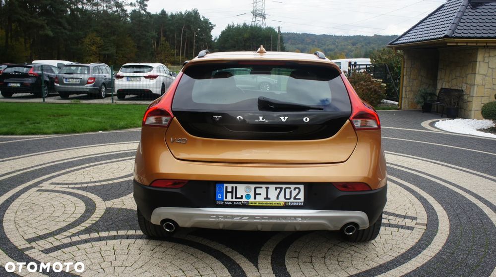 Volvo V40 Cross Country D3 Kinetic - 9