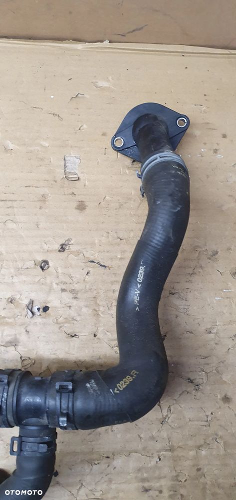 Obudowa termostatu króciec wąż przewód wody VW Golf VI 6 Plus 1.6 TDI 1K0122051FR - 6