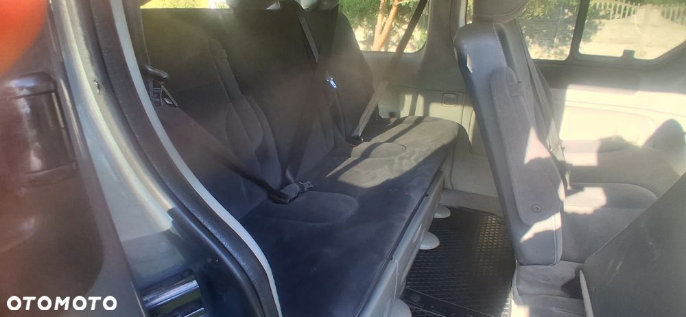 Renault Trafic - 14