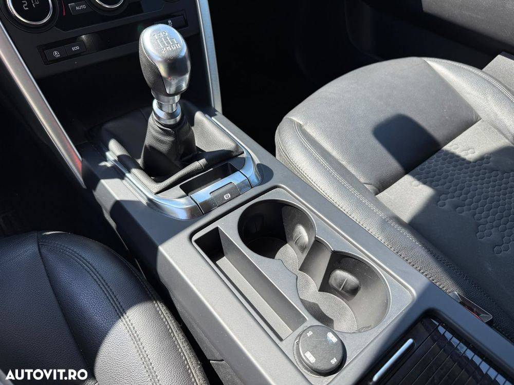 Land Rover Discovery Sport - 22