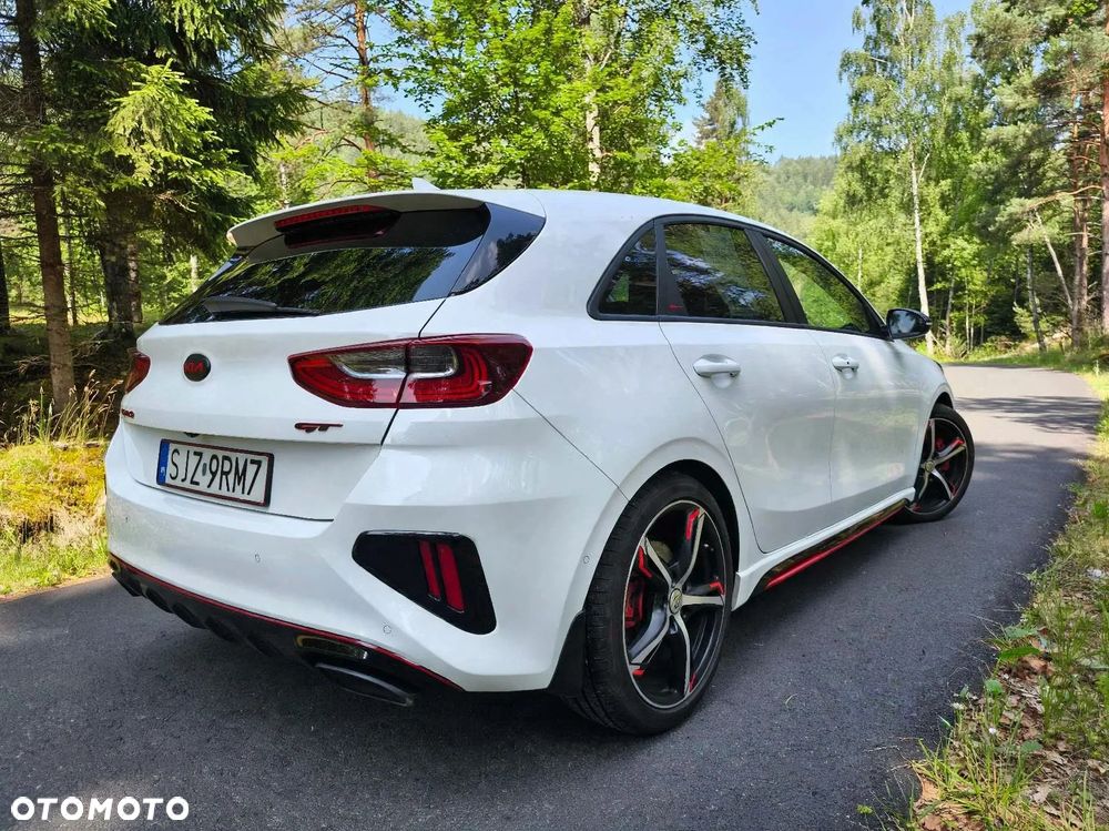 Kia Ceed 1.6 T-GDI GT DCT - 3