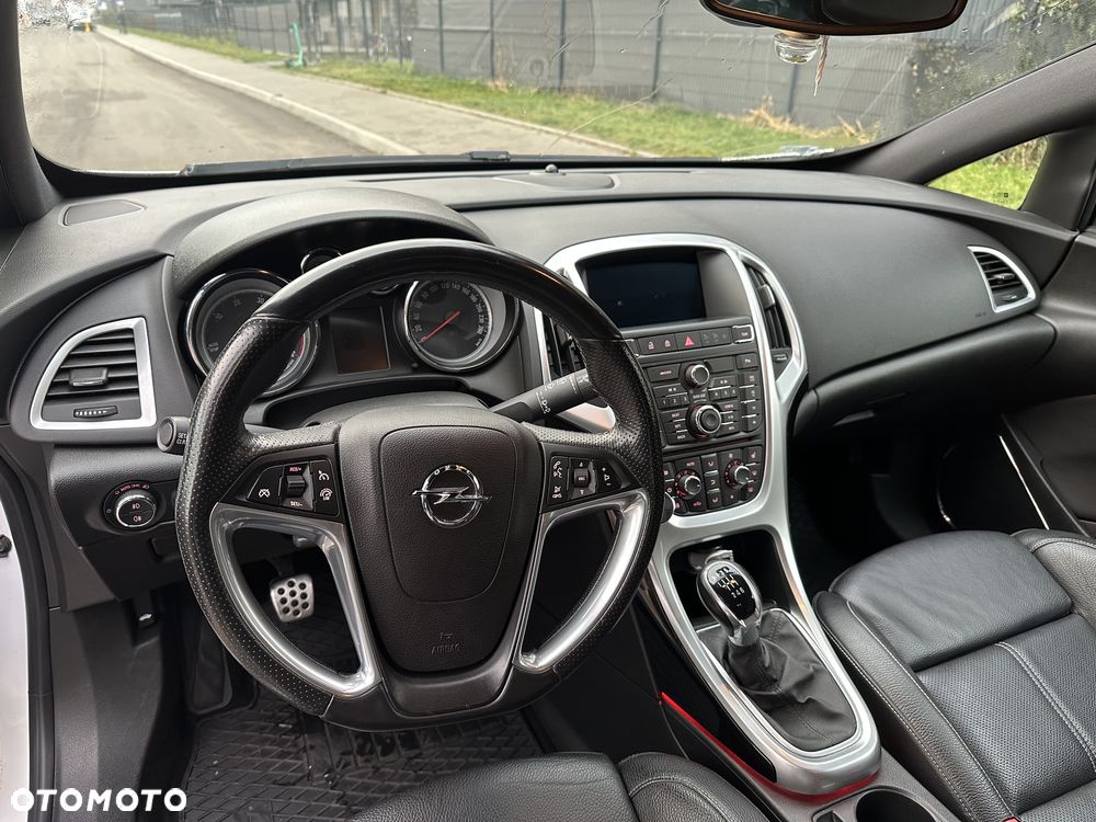 Opel Astra 2.0 CDTI ecoFLEX Start/Stop - 9