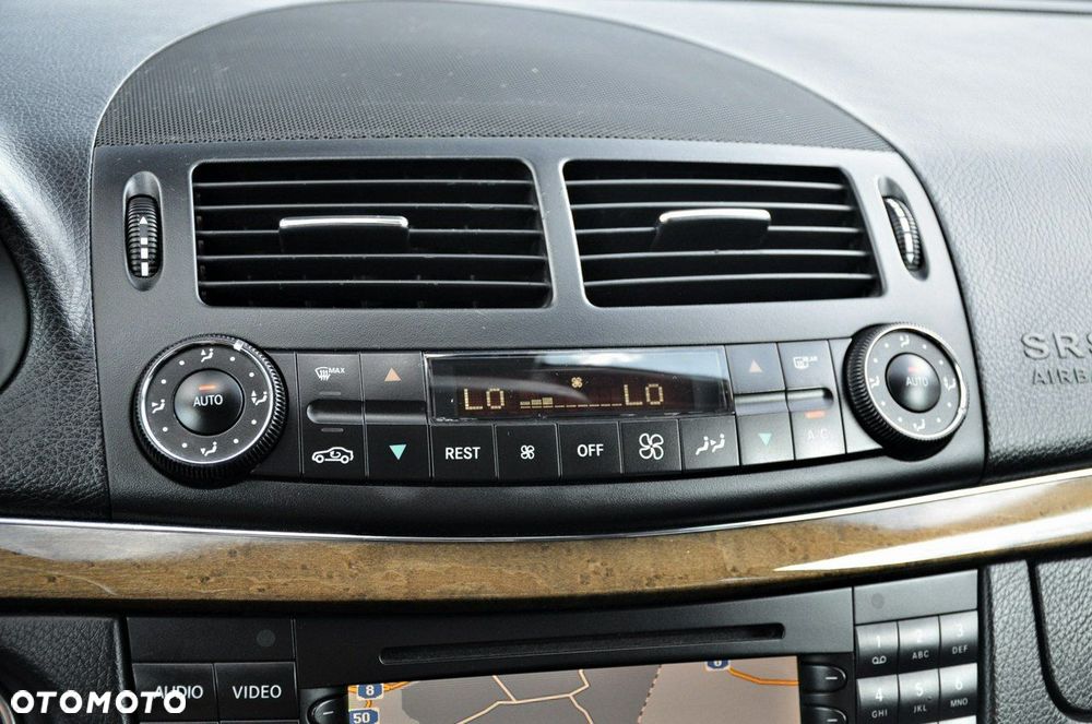 Mercedes-Benz Klasa E - 29