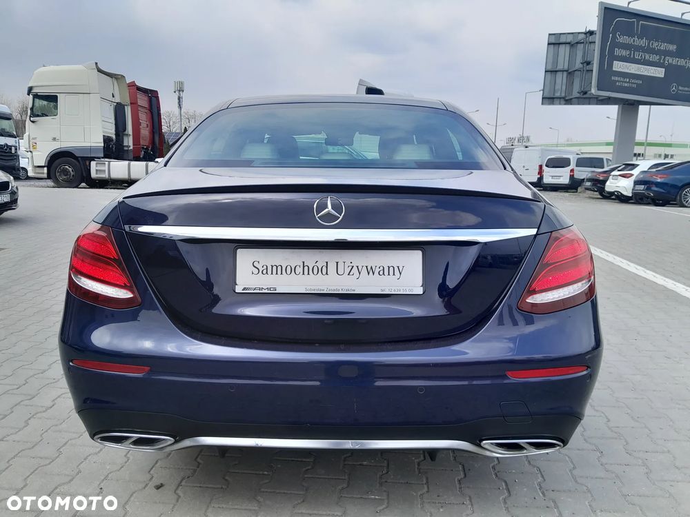 Mercedes-Benz Klasa E 43 AMG 4-Matic - 4