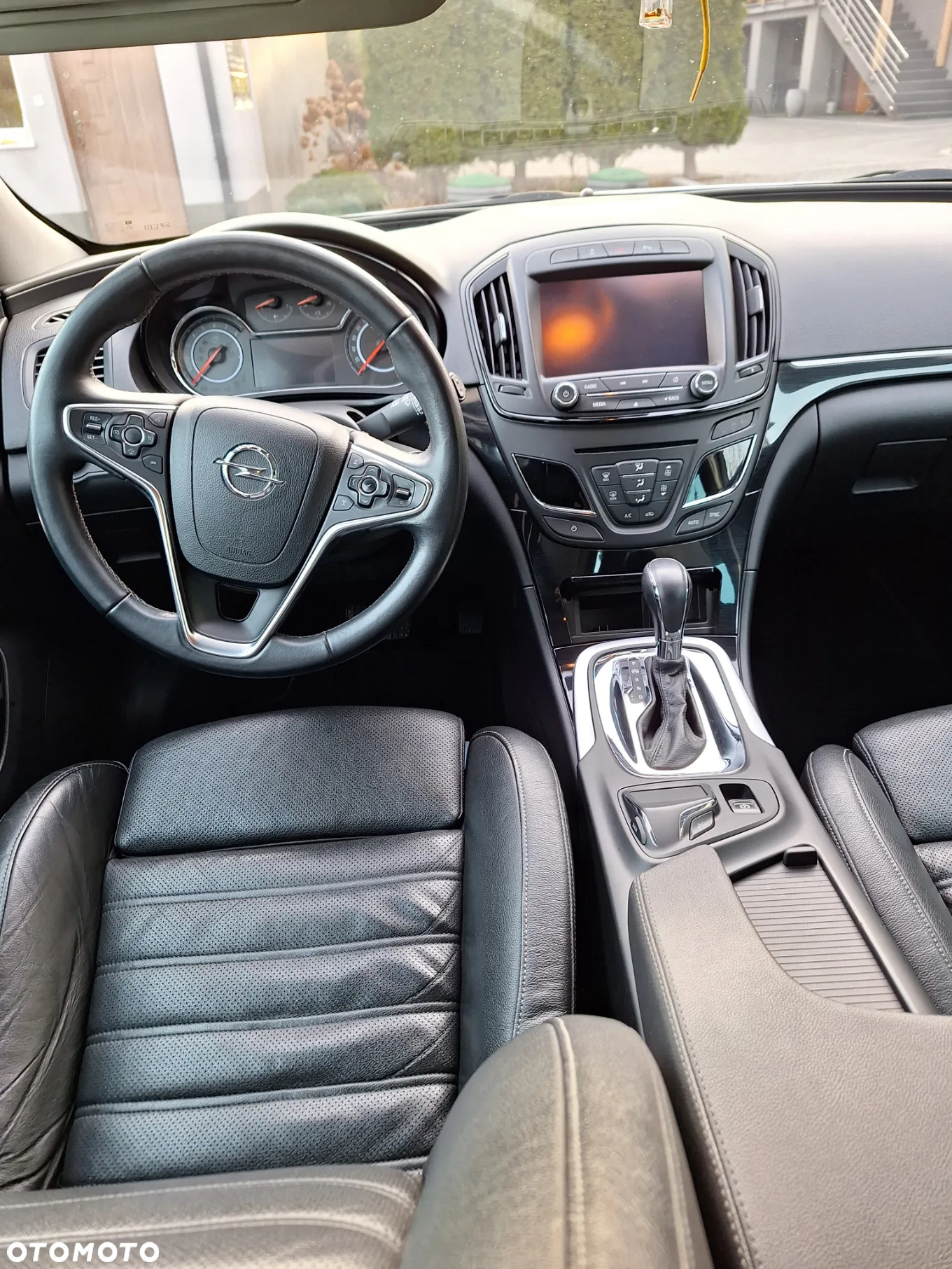Opel Insignia 1.6 T Executive EU6 - 16