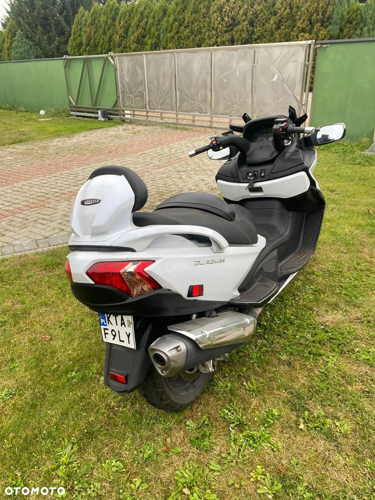 Suzuki Burgman - 3