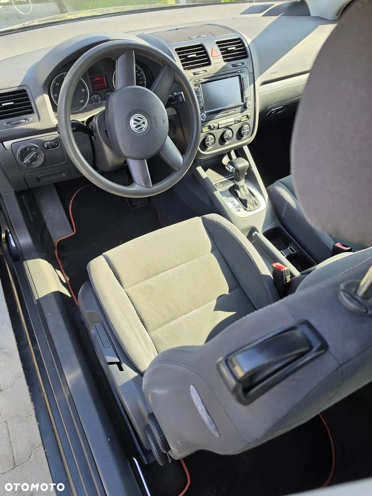 Volkswagen Golf 1.9 TDI Comfortline DSG - 6