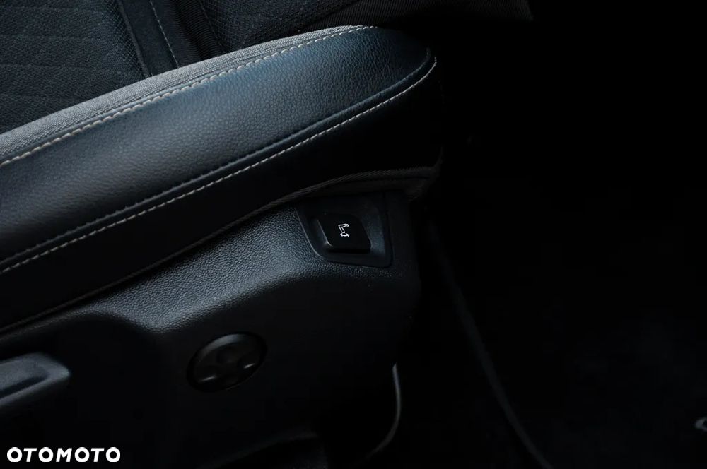 Opel Grandland X 1.2 Start/Stop INNOVATION - 38