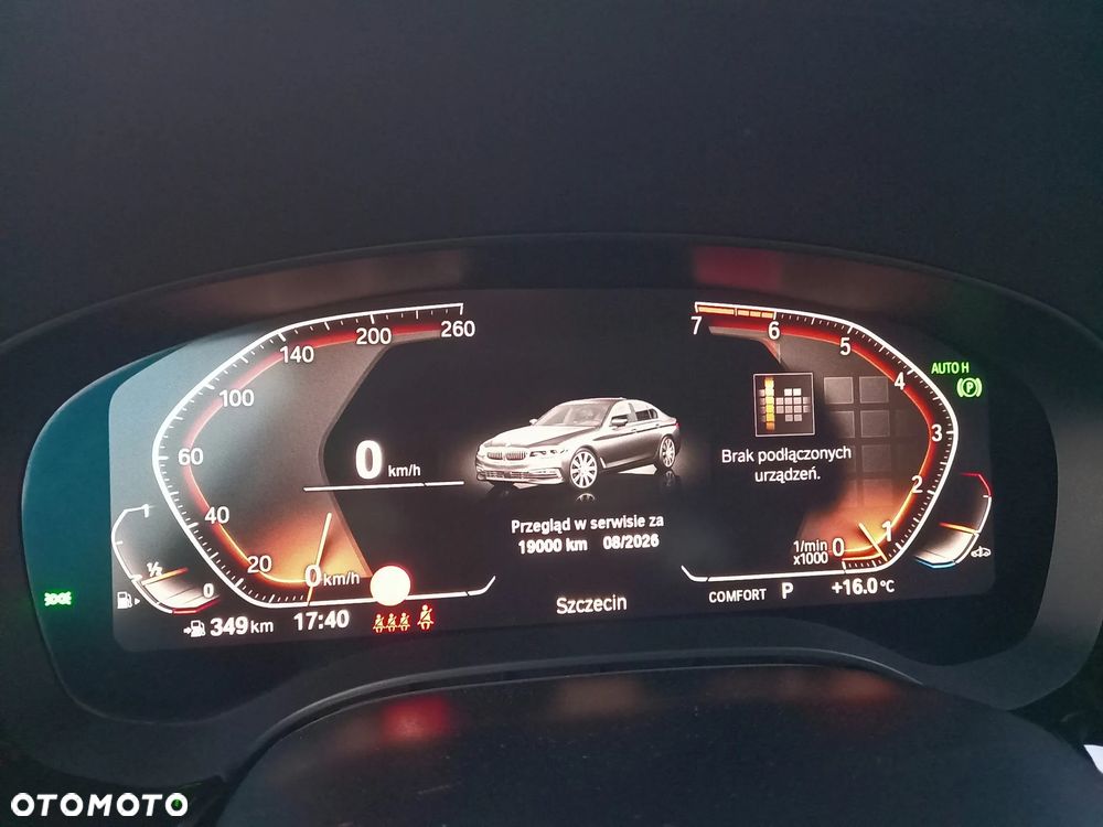 BMW Seria 5 530i xDrive Luxury Line - 23