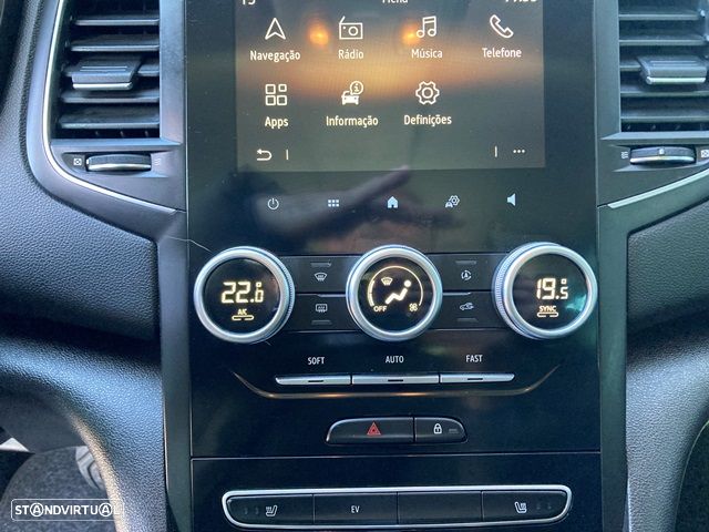 Renault Mégane Sport Tourer 1.6 E-Tech Plug-In Limited - 26