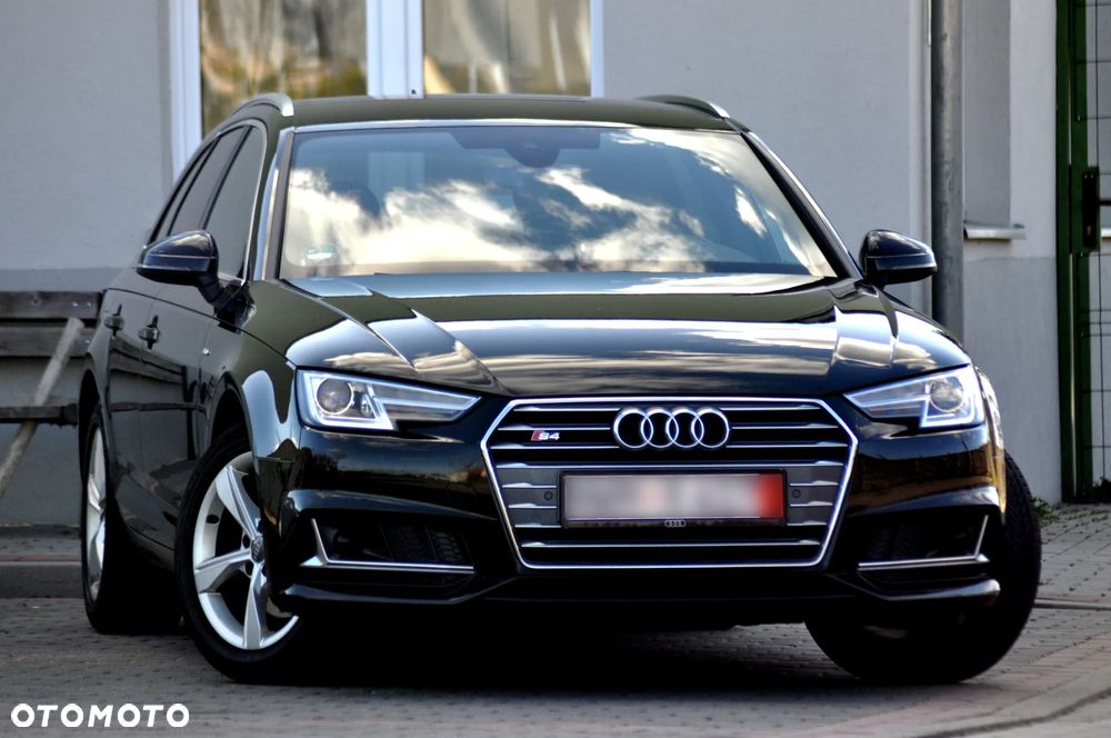 Audi A4 Avant 35 TDI S tronic - 1