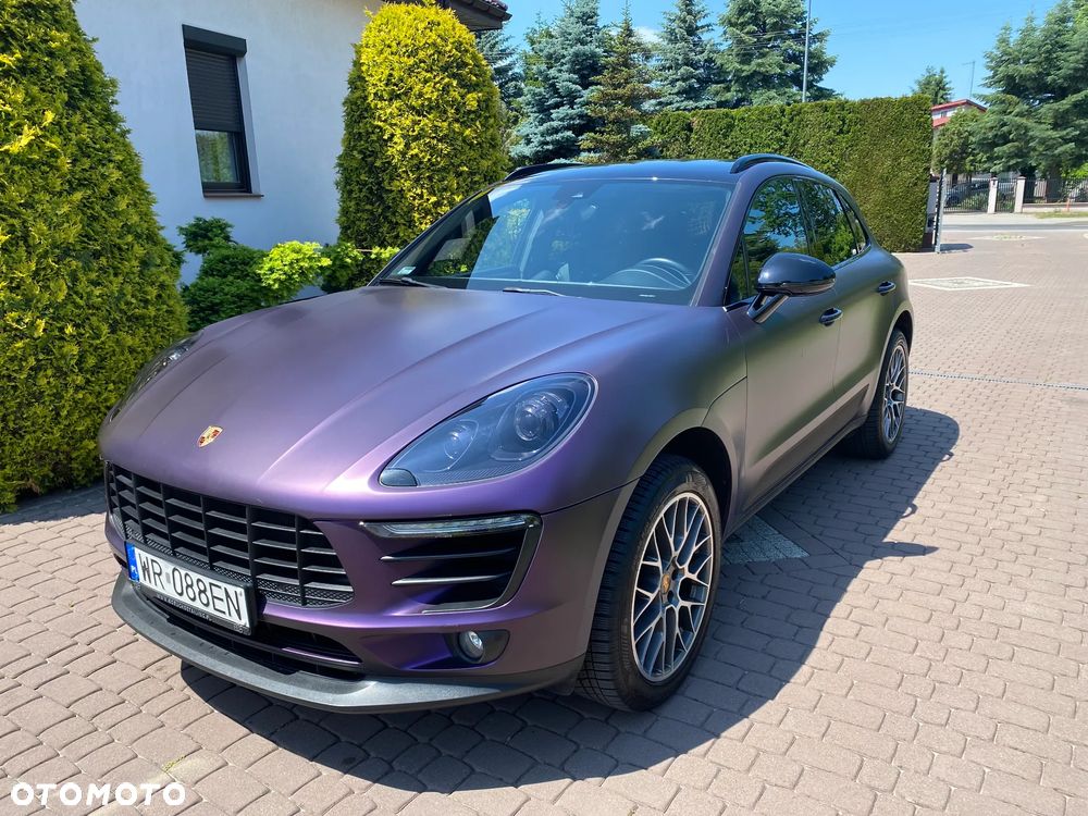 Porsche Macan - 1