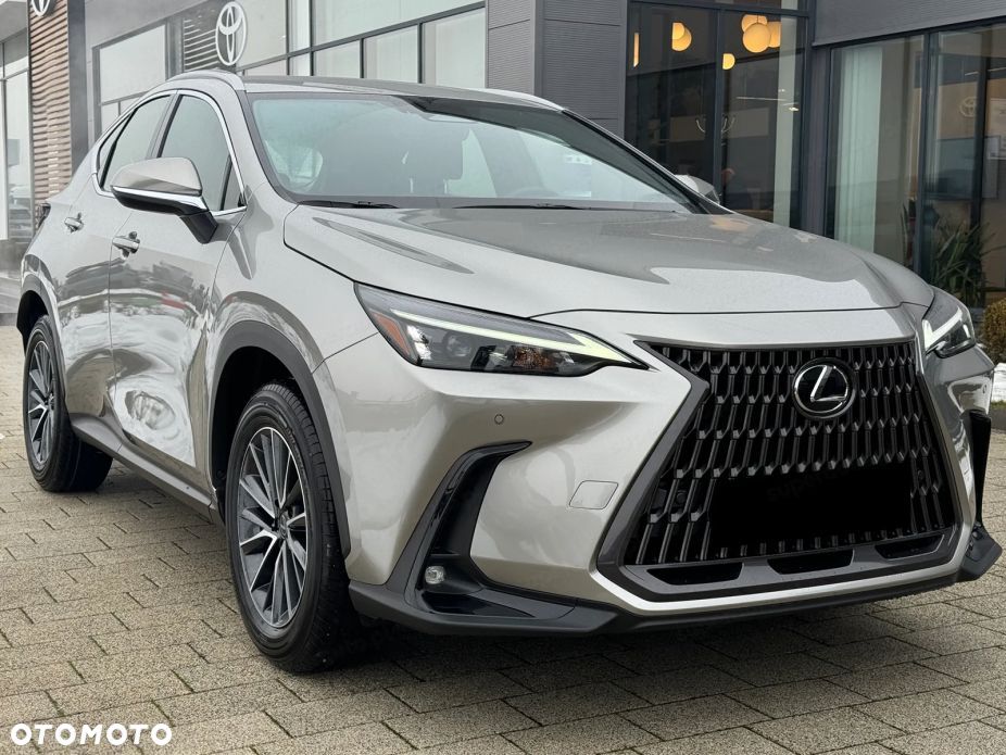 Lexus NX 350h Elegance 2WD - 4