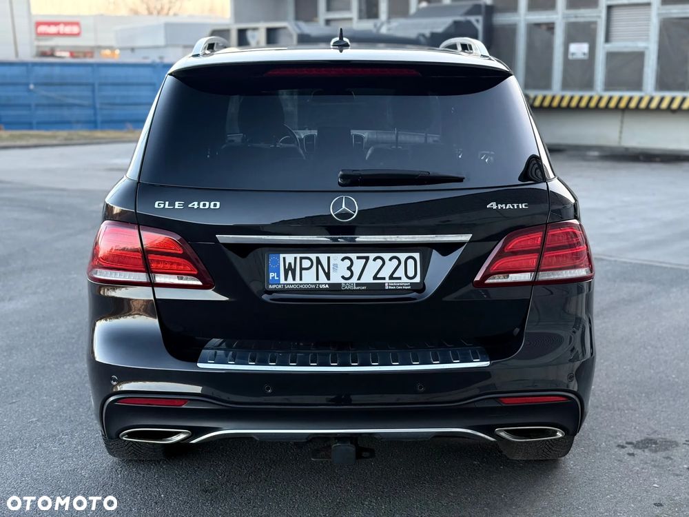 Mercedes-Benz GLE 400 4Matic 9G-TRONIC AMG Line - 9