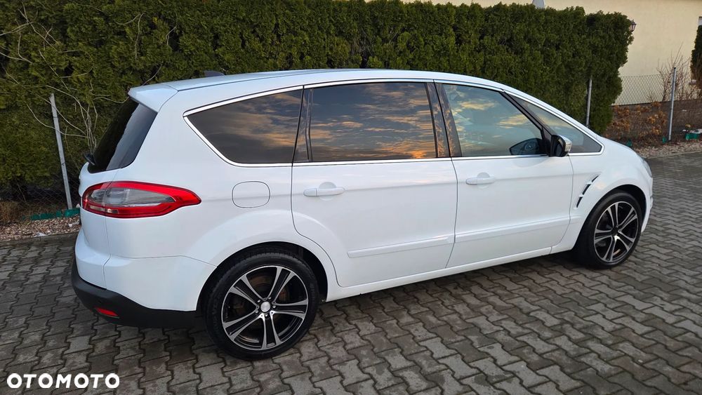 Ford S-Max 2.0 TDCi DPF Titanium - 11