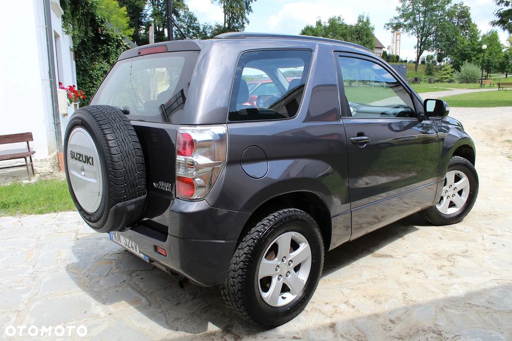 Suzuki Grand Vitara 1.6 De luxe - 5