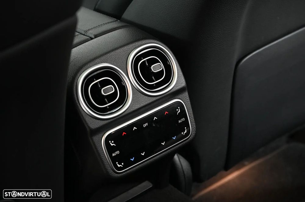 Mercedes-Benz C 300 d AMG Line - 32