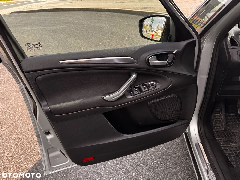 Ford S-Max 2.0 TDCi DPF Titanium - 20