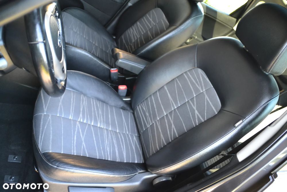Kia Venga 1.4 CVVT ISG Dream Team Edition - 22