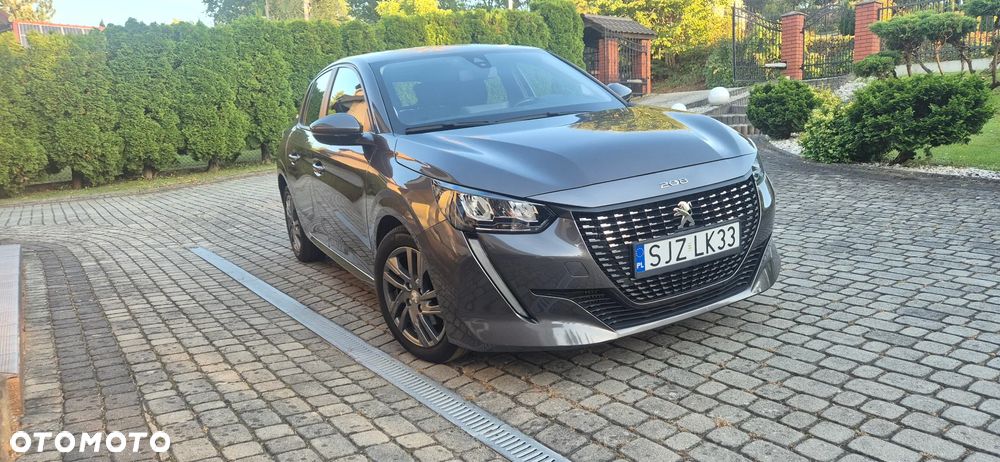 Peugeot 208 - 1