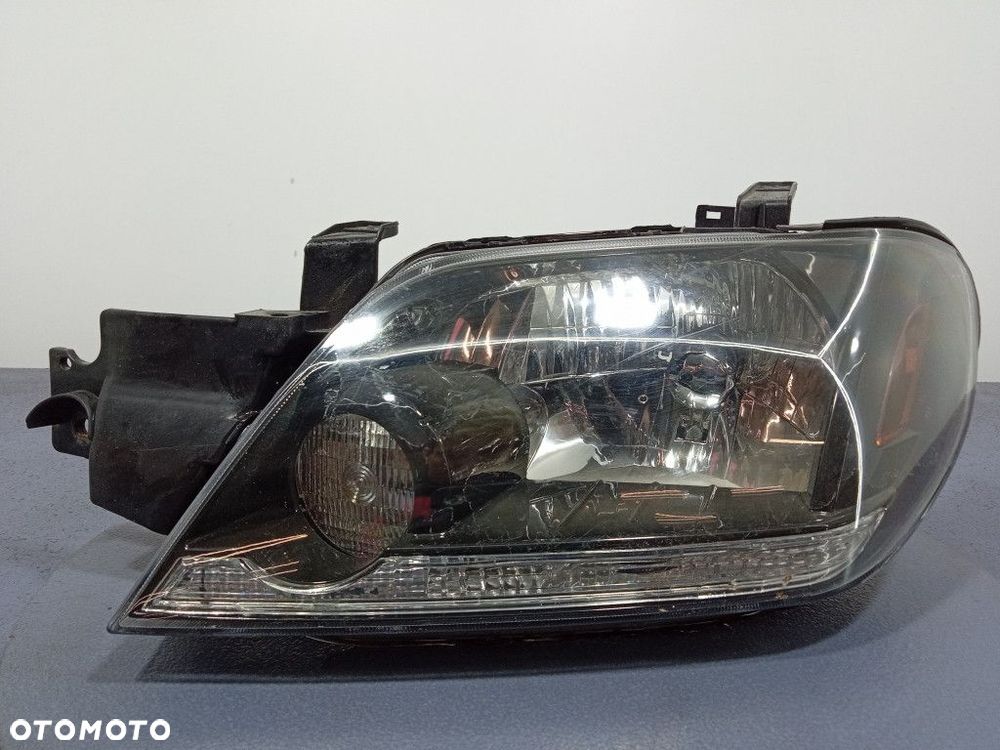 MITSUBISHI OUTLANDER I REFLEKTOR LEWY PRZÓD LAMPA PRZEDNIA EU - 1