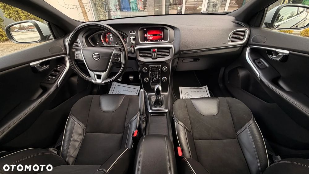 Volvo V40 D3 Linje You - 7