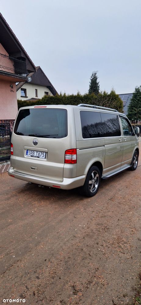 Volkswagen Multivan - 4