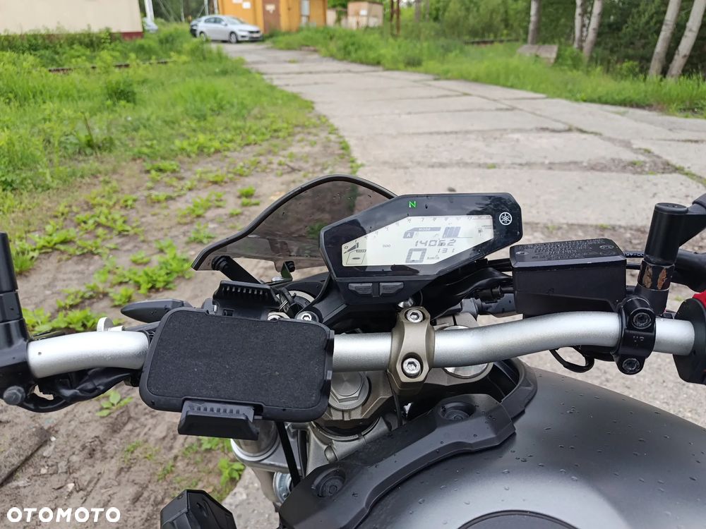 Yamaha MT - 4