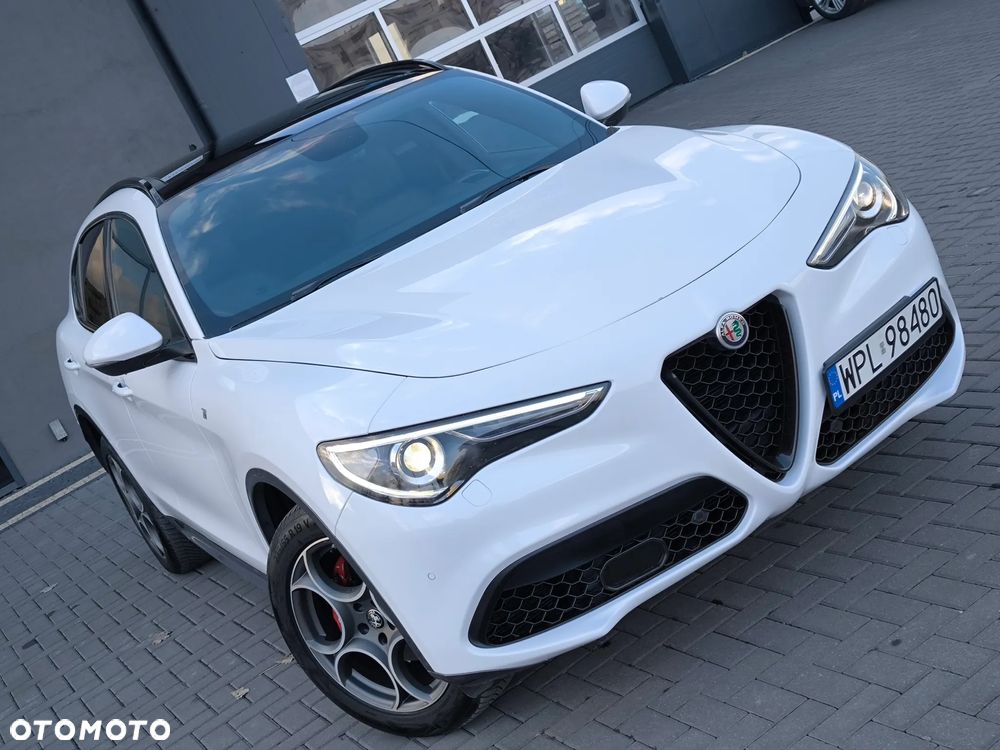 Alfa Romeo Stelvio 2.0 Turbo 16V AT8-Q4 Executive - 10