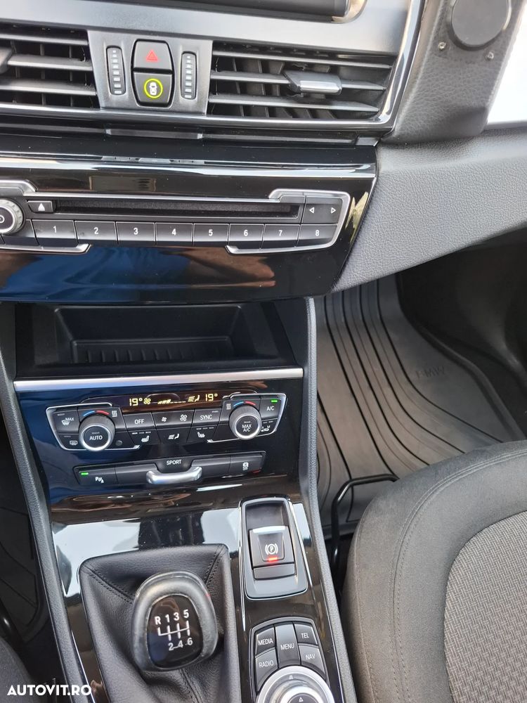 BMW Seria 2 218d Advantage - 13