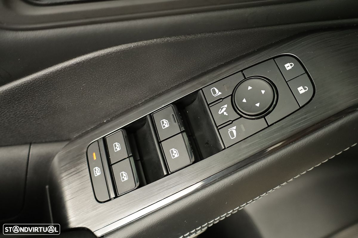 Nissan Qashqai 1.3 DIG-T N-Connecta LED - 18