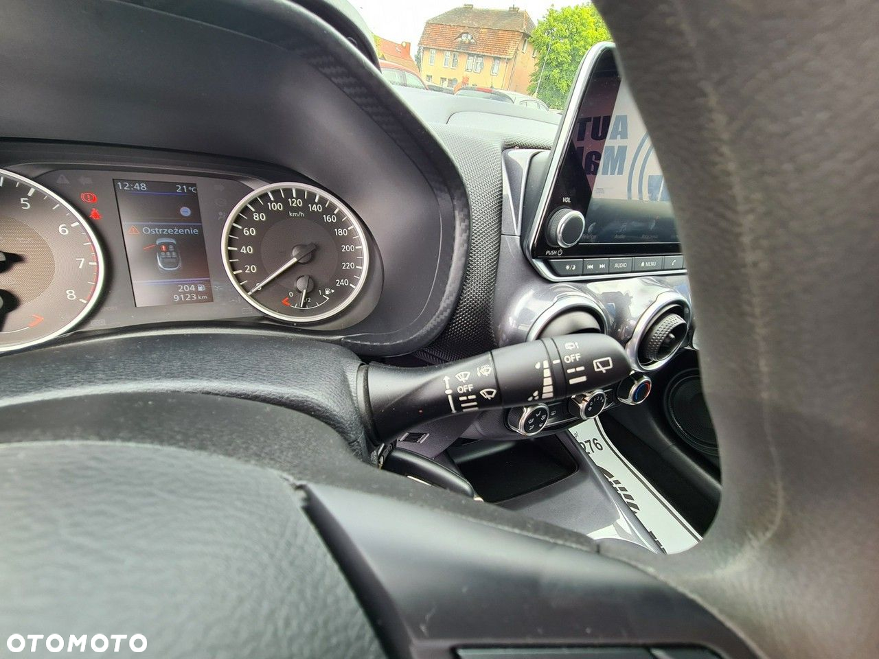 Nissan Juke 1.0 DIG-T Tekna - 19