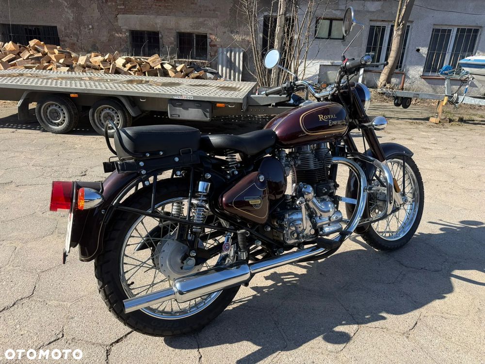 Royal Enfield Classic - 2