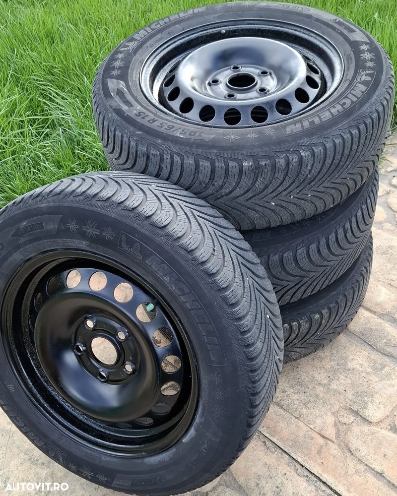 Volkswagen Golf 1.6 TDI DPF Comfortline - 14