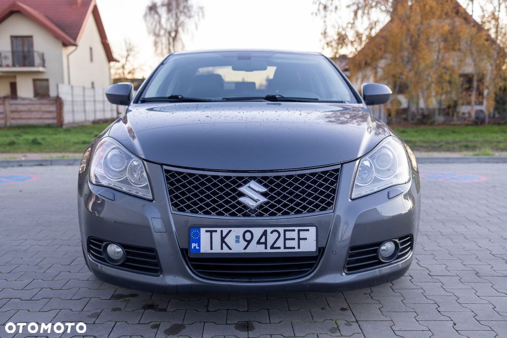 Suzuki Kizashi 2.4 Sport 4WD CVT - 5