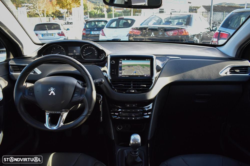 Peugeot 2008 1.6 BlueHDi Allure - 3