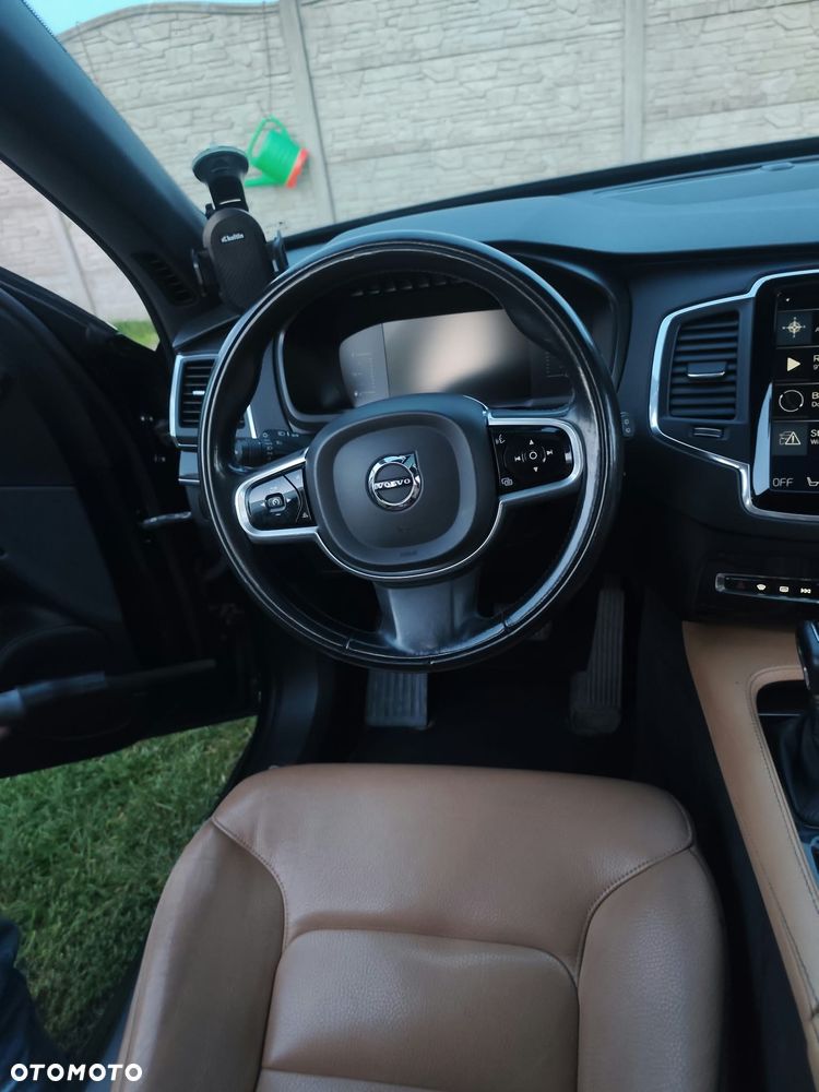 Volvo XC 90 - 10