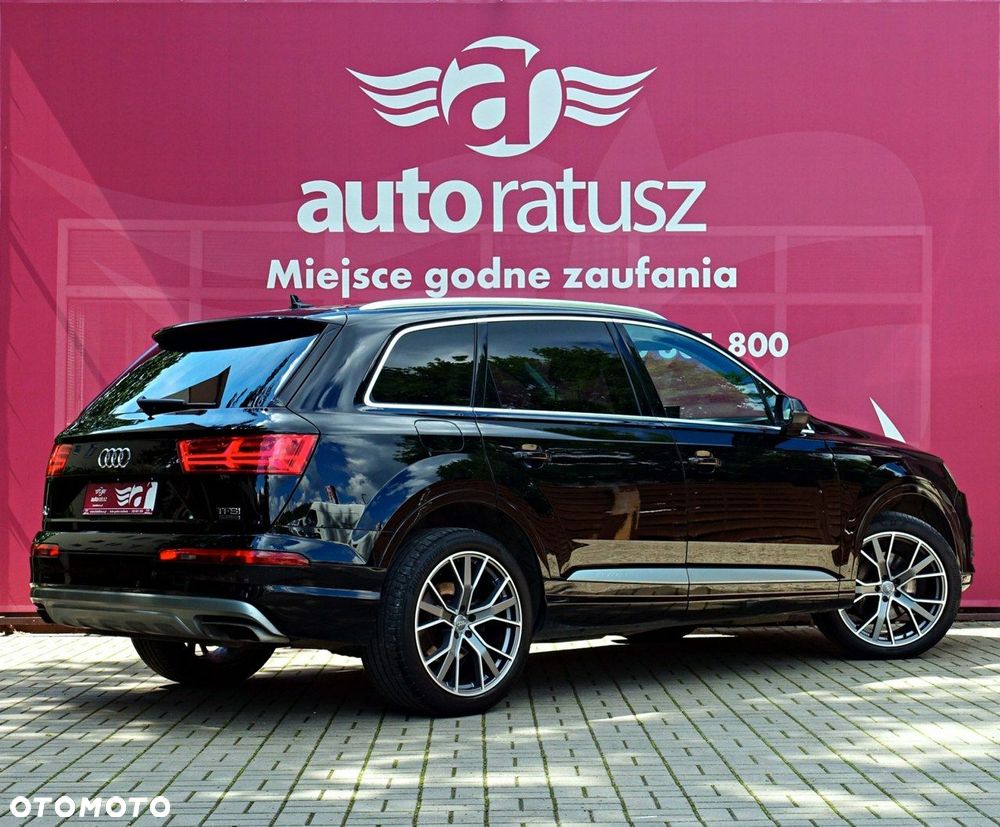 Audi Q7 - 7