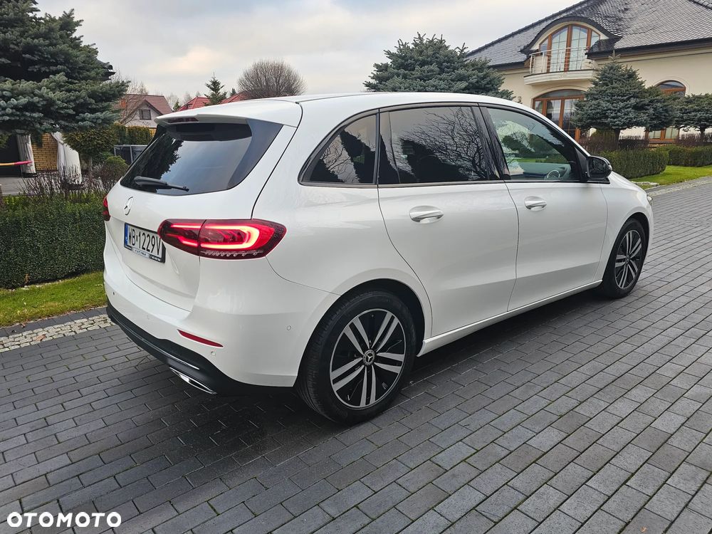 Mercedes-Benz Klasa B 180 Style 7G-DCT - 5