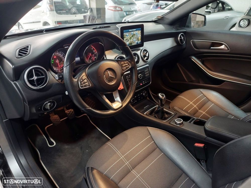 Mercedes-Benz CLA 180 CDI Urban - 10