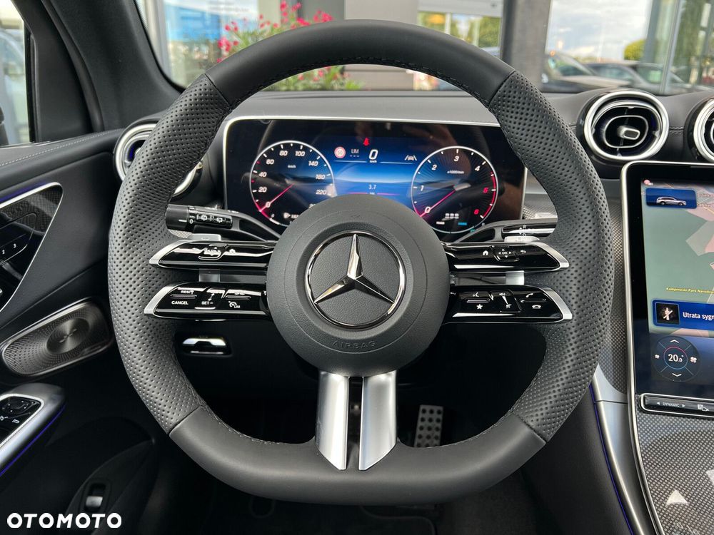 Mercedes-Benz GLC - 14