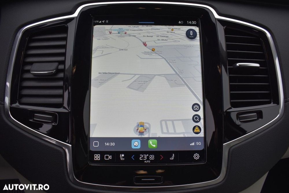 Volvo XC 90 - 16