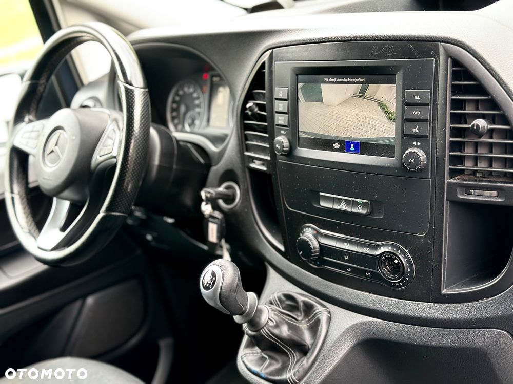 Mercedes-Benz Vito - 10