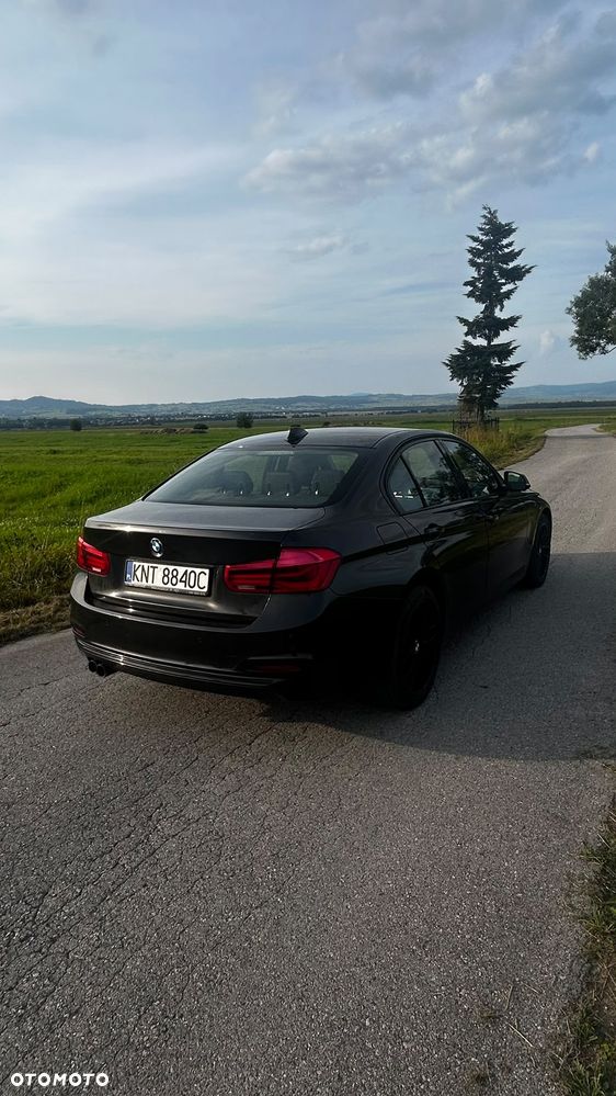 BMW Seria 3 320d xDrive - 4