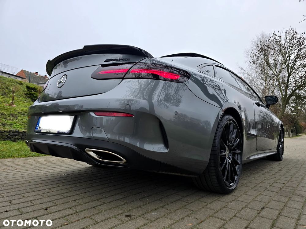 Mercedes-Benz Klasa E 350 9G-TRONIC AMG Line - 3