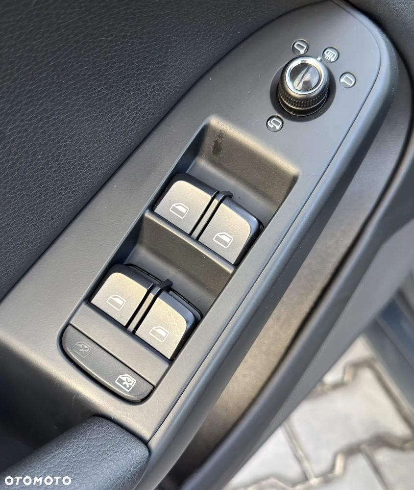 Audi A4 Avant 2.0 TFSI quattro S tronic S line Sportpaket - 16