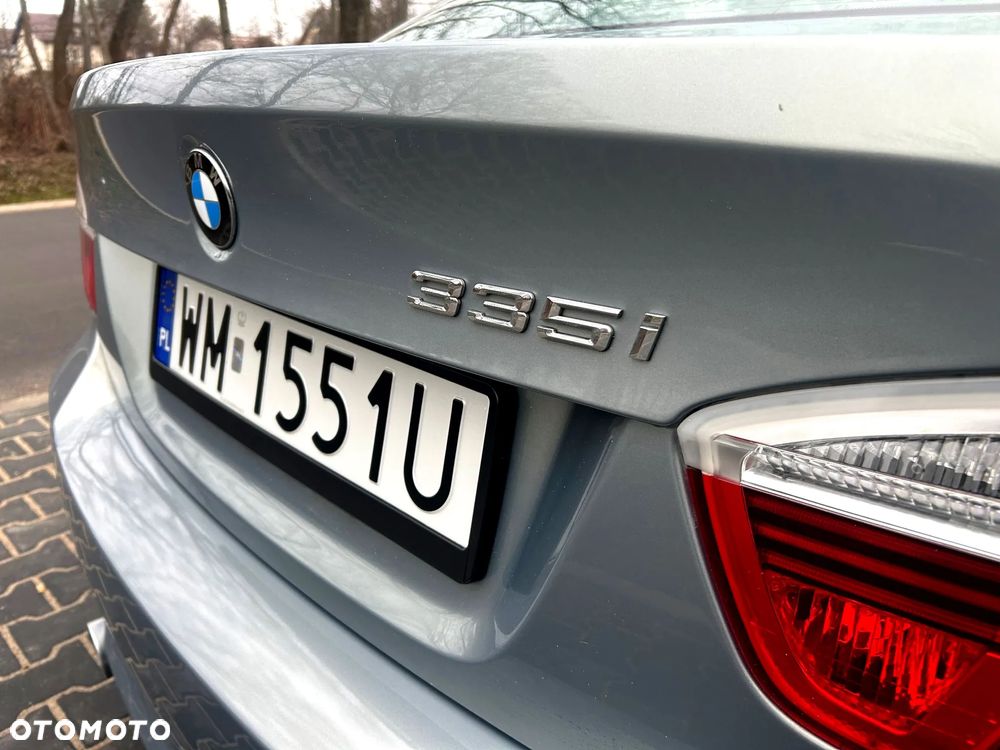 BMW Seria 3 335i - 15